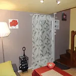 捷兹科琳娜住宿加早餐旅馆 3* La Roche-Chalais