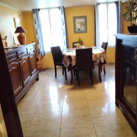 Chez Corinne Bed & Breakfast La Roche-Chalais