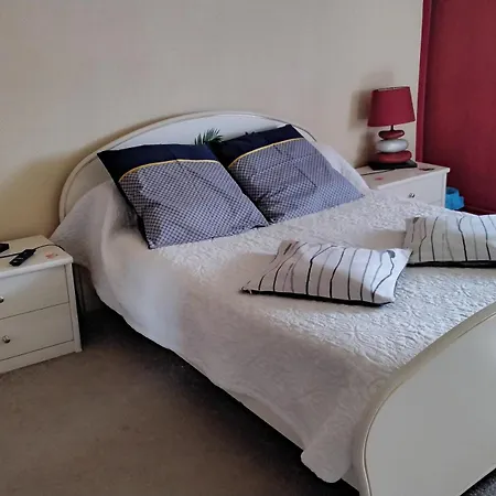 Bed & Breakfast Chez Corinne La Roche-Chalais