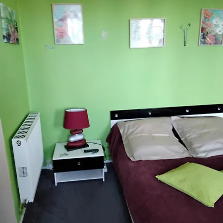 Chez Corinne Bed & Breakfast *