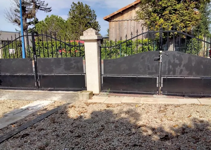 Frühstückspension Chez Corinne 3*